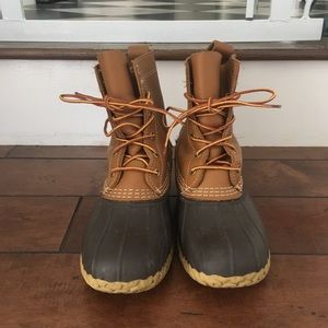L.L.Bean duck boots.Worn 1-2x. Brand new condition